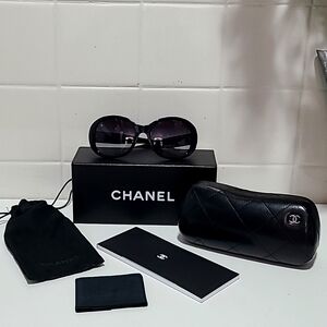 CHANEL Black Oversized Sunglasses